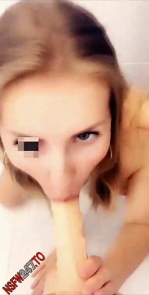 Cora Kisses sucking a dildo & pussy fingering snapchat premium porn videos on galpictures.com