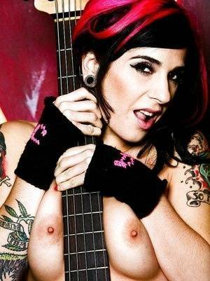 Milf babe Joanna Angel shows her big tits and hairy pussy on galpictures.com