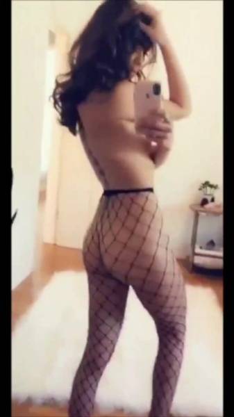 Riley Reid mirror view naked teasing snapchat premium xxx porn videos on galpictures.com