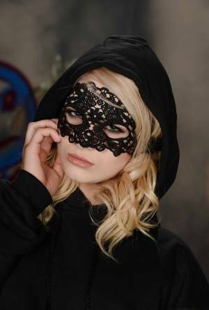 Masked blonde teen Aubrey Gold posing perfectly toned body in lingerie on galpictures.com