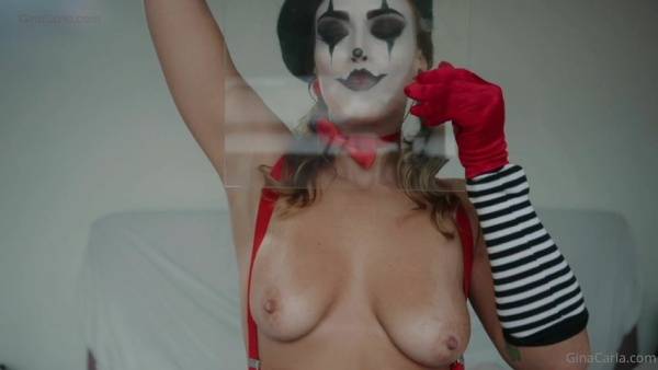 Gina Carla - 9 November 2022 - Mime Cosplay on galpictures.com