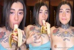 Yoursuccub OnlyFans Banana Sucking Video on galpictures.com