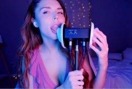 HeatheredEffect ASMR Ear Eating Video on galpictures.com