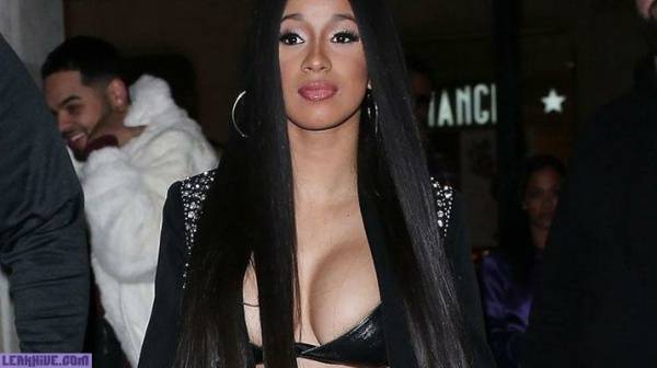 Cardi B showing off her beautiful cleavage on the streets of London on galpictures.com