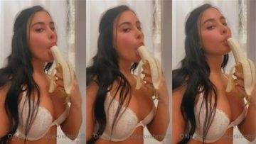 Devorah Roloff Nude Banana Sucking Like Cock Video Leaked on galpictures.com