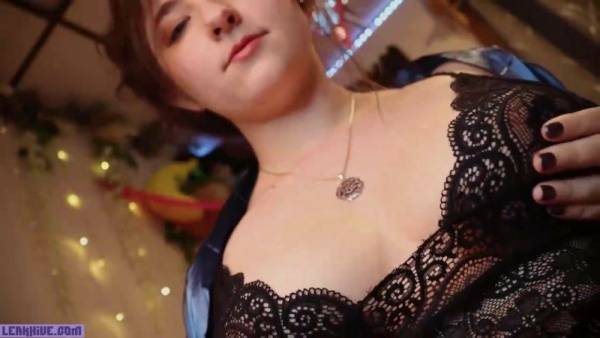 AftynRose ASMR Relax in My Lap Tonight Video Leaked on galpictures.com