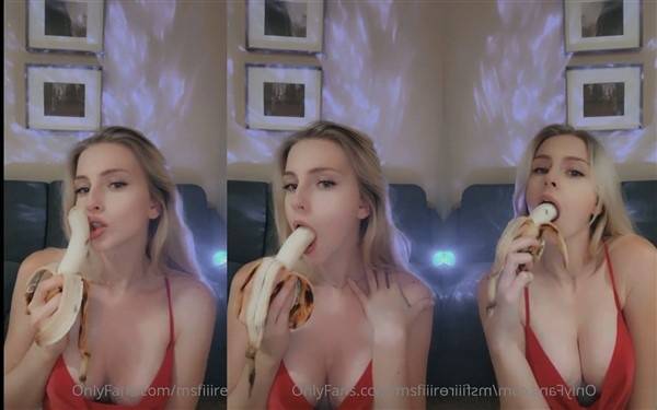 MsFiiire Nude Banana Blowjob Video on galpictures.com