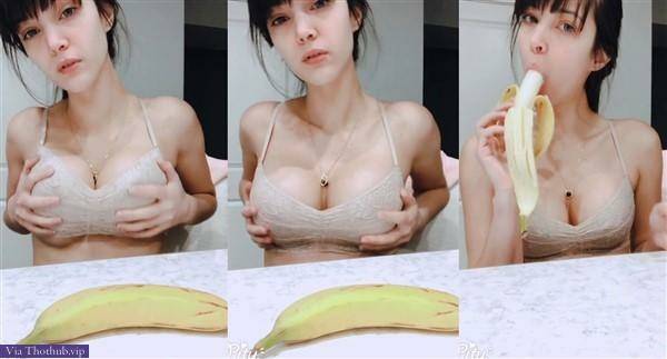 CinCinBear Nude Banana Blowjob Video on galpictures.com