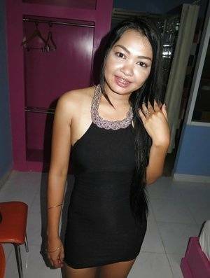 Young Thai barmaid showing off freshly shaved Bangkok pussy - Thailand - county Young on galpictures.com