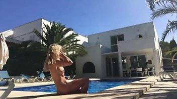 Rosa Brighid naked swimmingpool - OnlyFans free porn on galpictures.com