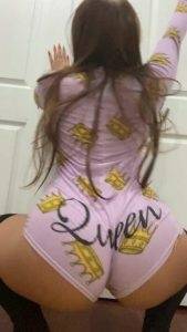 Tiktok porn Miss queen booty, my pajamas say so F09F9191 on galpictures.com