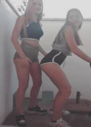 Spanish girls in shorts dancing - Spain on galpictures.com