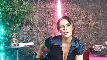 Maxierhoads Full video I'm your tall boss who LOVES to wear lea xxx onlyfans porn on galpictures.com