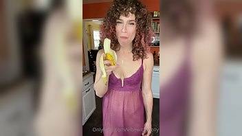 Vibewithmolly 27 12 2020 Actual video evidence of how to eat a banana xxx onlyfans porn on galpictures.com