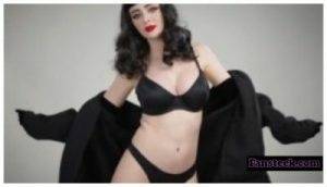 Kristen Lanae Black Bikini Sexy Tease Video on galpictures.com