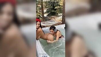Lana Rhoades Onlyfans Tub Lesbian Porn XXX Videos Leaked on galpictures.com