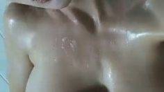 Kendra Sunderland Nude Selfie Video Delphine on galpictures.com