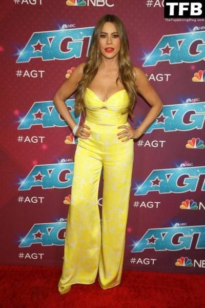 Sofi­a Vergara Flaunts Her Cleavage at the Red Carpet of the 1CAmerica 19s Got Talent 1D Season 17 Live Show on galpictures.com