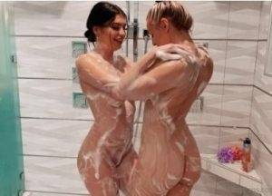 Therealbrittfit Nude Lesbian Shower Porn Video Leaked on galpictures.com