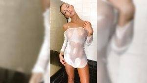Rachel Cook Nude Shower on galpictures.com