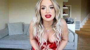 Tana Mongeau Cleavage on galpictures.com