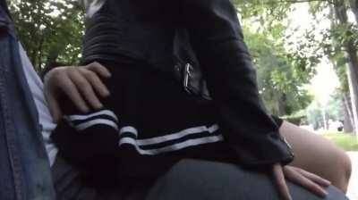 Risky sex in the park (Lolly Upskirt) on galpictures.com