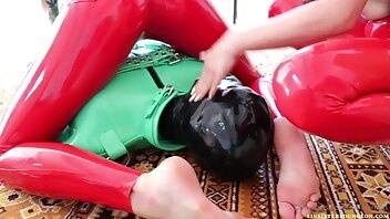 Evilwoman red latex facesitting and bare feet worsh onlyfans leaked video on galpictures.com