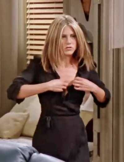 Jennifer Aniston and her nipples are the greatest thing in tv history on galpictures.com