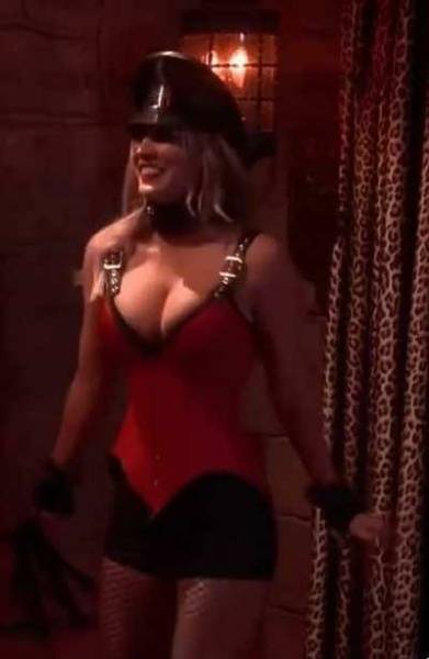 How long would you last with Kaley Cuoco as your dominatrix? on galpictures.com