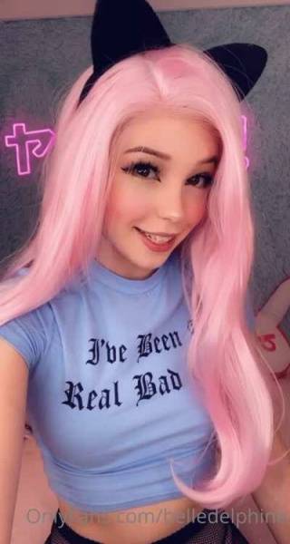 Belle Delphine Nip Slip Video in Updated Higher Resolution (Full link in comments) on galpictures.com