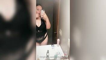 Jezthephoenix lingerie selfie version onlyfans leaked video on galpictures.com
