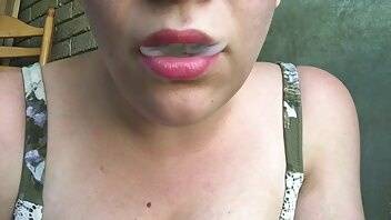 Lily fleur bbw bbw public smoking and lip tease xxx video on galpictures.com