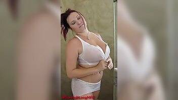 Scarlettlacy wet t shirt shower xxx video on galpictures.com