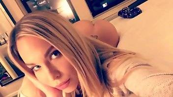Olivia Austin twirls her bare ass premium free cam snapchat & manyvids porn videos on galpictures.com