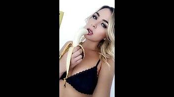 Blair Williams eats a banana premium free cam snapchat & manyvids porn videos on galpictures.com