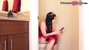 Ellie Idol prom queen struggles on the toilet xxx premium porn videos on galpictures.com