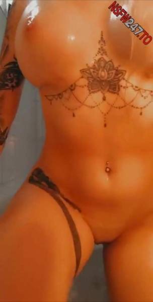 Celine Centino shower video snapchat premium 2020/10/22 porn videos on galpictures.com