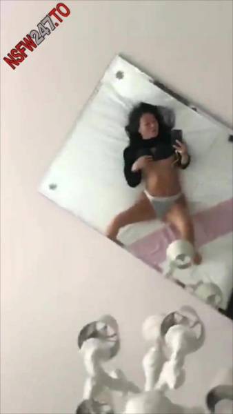 Asa Akira playing on bed snapchat premium 2019/11/13 porn videos on galpictures.com