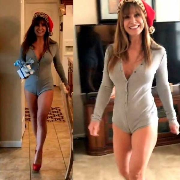 Banshee Moon Christmas Onesie Camel Toe Onlyfans Video - Usa on galpictures.com