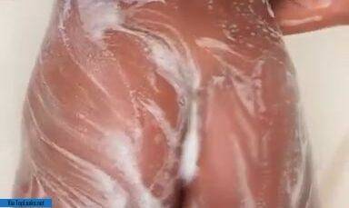 Amazing Kayyy Bear Nude Shower Video Leaked on galpictures.com