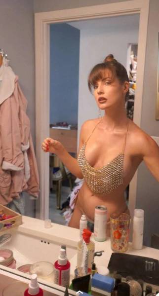 Amanda Cerny Nude Pearl Lingerie OnlyFans Set Leaked on galpictures.com