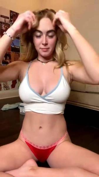 Grace Charis Topless Stretching Livestream Video Leaked on galpictures.com