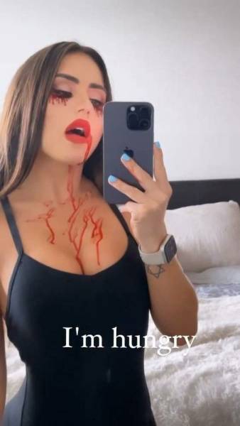 Giovanna Eburneo Bodysuit Zombie Cosplay Video Leaked - Brazil on galpictures.com