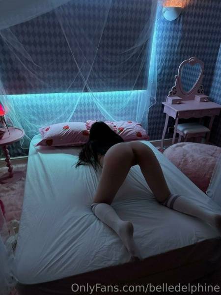 Belle Delphine Nude Cam Girl Bedroom Onlyfans Set Leaked on galpictures.com