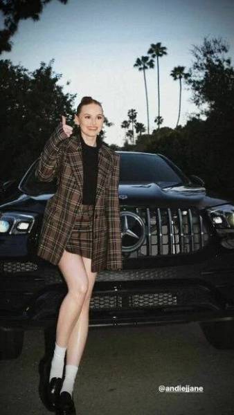 Madelaine Petsch / madelame Nude on galpictures.com